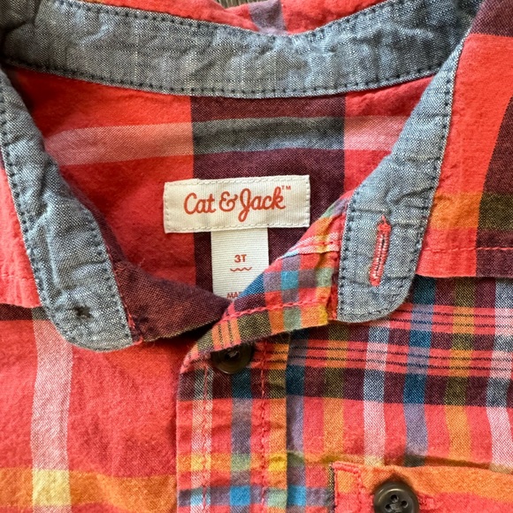 Boys 3 piece bundle of long sleeve button ups 3/4T - Picture 3 of 7